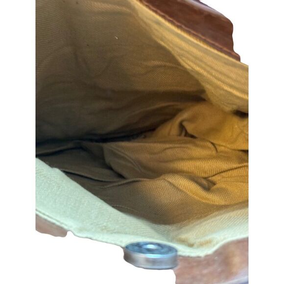 Relic Brand Canvas & Faux Leather Crossbody Bag With Multiple Pockets - Picture 8 of 12